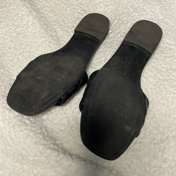 Sandals - Picture 3 of 4